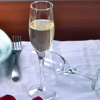 En stock en usine dès maintenant : Verre à vin artisanal de luxe de 180 ml, design européen, réutilisable, sans plomb, pour une ambiance romantique