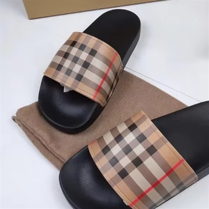 Sandalias de Moda de Verano Negras de Lujo para Playa, Aceptamos Venta al por Mayor de Fábrica, Pantuflas Casuales Antideslizantes para Exteriores - Product Image 5