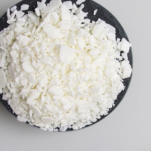 Flocons de cire de soja 100% biologique en gros, fournitures pour la fabrication de bougies parfumées pour les entreprises, matériaux naturels pour la fabrication de bougies parfumées - Product Image 1