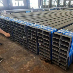 Liste de prix 50*50 60*60 90*90 100*100 100*120 100*150 etc. Spécifications <span class=keywords><strong>Tube</strong></span> carré rectangulaire en acier au carbone - Product Image 3