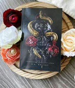 ซื้อหนังสือ Den of Vipers โดย K A Knight นิยายภาษาอังกฤษแนวโรแมนติกดาร์กทริลเลอร์สำหรับผู้ใหญ่ - Product Image 6