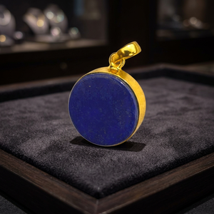 Pendentif ovale en lapis-lazuli de qualité supérieure, plaqué or, fait main, cristal de guérison bleu, bijoux vintage unisexe, naturel du Rajasthan - Product Image 2