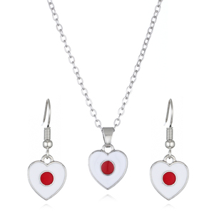 Nuovo Set di gioielli di moda bandiera con orecchini e collana pentagramma da regalare come regalo - Product Image 4