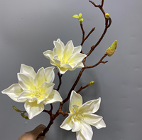 Fleur artificielle en soie Magnolia Étoile porte-bonheur à 3 têtes, faite à la main, longue durée, pour décoration intérieure, cadeau Fête des Mères et Remise de diplôme