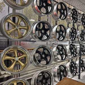 Rines de Aleación con Diseño de Escamas de Dragón de 17/18/19 Pulgadas, 5x114.3, Acabado Gunmetal Mecanizado - Product Image 5