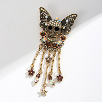Bros Pin Vintage Berhiaskan Batu Rhinestone, Tengkorak, Kupu-kupu, Rumbai, Bintang, dan Bunga, Gaya Gothic untuk Halloween