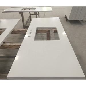Losa de cuarzo blanca grande para <span class=keywords><strong>encimera</strong></span> de <span class=keywords><strong>cocina</strong></span>, piedra artificial, superficie de mesa, mármol de cuarzo, <span class=keywords><strong>precio</strong></span> de fábrica - Product Image 1