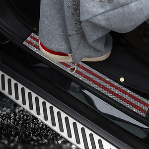 Faixas de Acrílico com Diamantes para Soleira de Porta de Carro e Adesivos Gradientes Antirrisco e Antiesmagamento para Pedais - Product Image 1