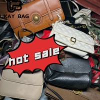 Sac fourre-tout d'occasion de marque célèbre pour femme, en gros, provenant d'Italie, de seconde main, en balles, pour la vente au Royaume-Uni