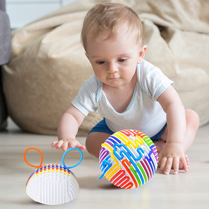 ของเล่นเสริมพัฒนาการ 3 มิติ แบบลูกบอลซิลิโคน พร้อมแผ่นบอร์ด 16 แถบ สำหรับฝึกการบูรณาการทางประสาทสัมผัส - Product Image 2