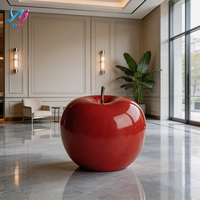 Sculpture de pomme rouge en résine durable, peinte à la main, thème Amour, décoration artistique extérieure, grande taille, statue pour place de ville et centre commercial
