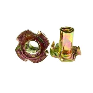 Inserts en <span class=keywords><strong>bois</strong></span> sur mesure de haute qualité en acier au carbone zingué DIN 1624 Grade 4.8, taille métrique, à quatre griffes (4 pointes) pour meubles - Product Image 4