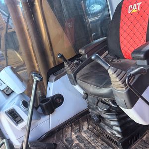 Excavadora Usada Caterpillar 320CL Modelo 2016 Origen Japón Componentes Principales del Motor Peso Operativo 21760 kg - Product Image 5