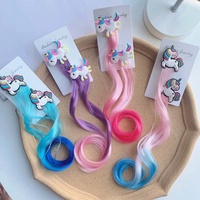 Perruque synthétique bouclée 2 pièces à dégradé de couleurs, motif petit cheval, accessoires pour perruque de filles, épingle à cheveux, cadeau de vacances pour enfants - Vente chaude