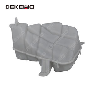 Pièces automobiles 4H0121403N 4H0121403H Réservoir d'expansion de liquide de refroidissement pour <span class=keywords><strong>AUDI</strong></span> A8 <span class=keywords><strong>S8</strong></span> (D4) 4.0TFSI 4.2TDI 6.3FSI - Product Image 4