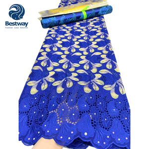 Encaje Suizo de Algodón Nigeriano Bestway con Patrón Floral y Pedrería para Vestidos de Mujer, Telas de Encaje Elegantes, Encaje Bordado - Product Image 4