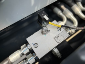 เครื่องเจาะหินรุ่น SWDRT200E พร้อมมอเตอร์ประสิทธิภาพสูง แกนแบริ่งจากโรงงานโดยตรง รับประกัน 1.5 ปี สำหรับงานเหมือง - Product Image 4