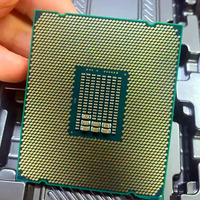 New Gold CPU 6548N 32C/64T 2.8 to 4.1GHz TDP 250W Support DDR5-5200 Memory Processor for AI Cloud Computing