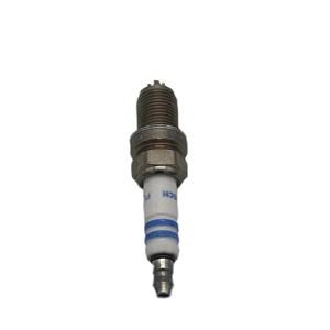 Pièces de réparation d'allumage automatique de haute qualité en usine OE 12120037607 93190944 pour bougie d'allumage Bosch pour Land Rover pour <span class=keywords><strong>BMW</strong></span> Min - Product Image 5
