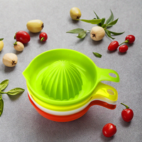 Presse-fruits manuel en plastique Orange Citron Agrumes Presse-fruits Presse-fruits Mini Blender Portable Jus Accessoires de cuisine