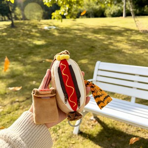 Peluche Ecológico Pequeño con Bolsa para Excrementos, Peluche Personalizado con Soporte para Bolsa de Desechos, Llavero de Peluche con Forma de Pan de Hot Dog - Product Image 5