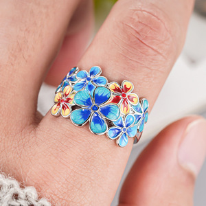 Anello con petali floreali colorati per donna, gioielli da dito alla moda da fata - Product Image 2