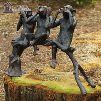 Ornement de rue populaire Sculpture de singe en métal Bronze trois singes assis sur un banc Statue