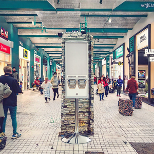 Máquina expendedora de pegatinas de tarjetas coleccionables de dibujos animados de ciervos, roja/personalizada, con función SDK, capacidad de 300-600, refrigeración termoeléctrica 1 - Product Image 3