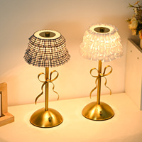 Lámpara de Mesa de Estilo Nórdico Moderno, Ligera y de Lujo, con Lazo, para Decoración de Dormitorio o Sala de Estar, Centro de Mesa Femenino