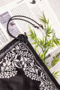 Sac fourre-tout grande capacité pour femme Meilad, avec fermeture éclair, doublure en polyester, motif bonbon, décorations à pompons, idéal pour le travail, été, automne, hiver - Product Image 2