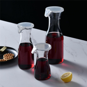 Jarra de Plástico Transparente Rong An de 12oz, 20oz y 40oz con Boquilla de Pico de Pato, para Vino, Jugo y Bebidas, Multifuncional - Product Image 1