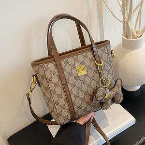 Bolso cuadrado de moda vintage exquisito para mujer, bolso de mano de cuero minimalista personalizado, impermeable, bandolera de un solo hombro - Product Image 4