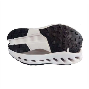 Calzado Deportivo Masculino de Alta Calidad, Material TPR Personalizable con Suela Ligera Antideslizante y Resistente a la Abrasión - Product Image 4
