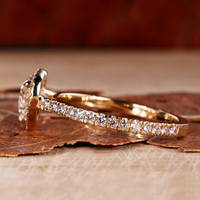 Bague de fiançailles en or rose massif 10K/14K/18K avec diamant de laboratoire 2 carats, serti halo cœur et pavé latéral, certifié IGI CVD/HPHT, personnalisable