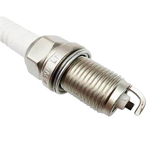 Bougie d'allumage K16R U11 90919 YZZAE pour voitures essence Toyota - Product Image 5