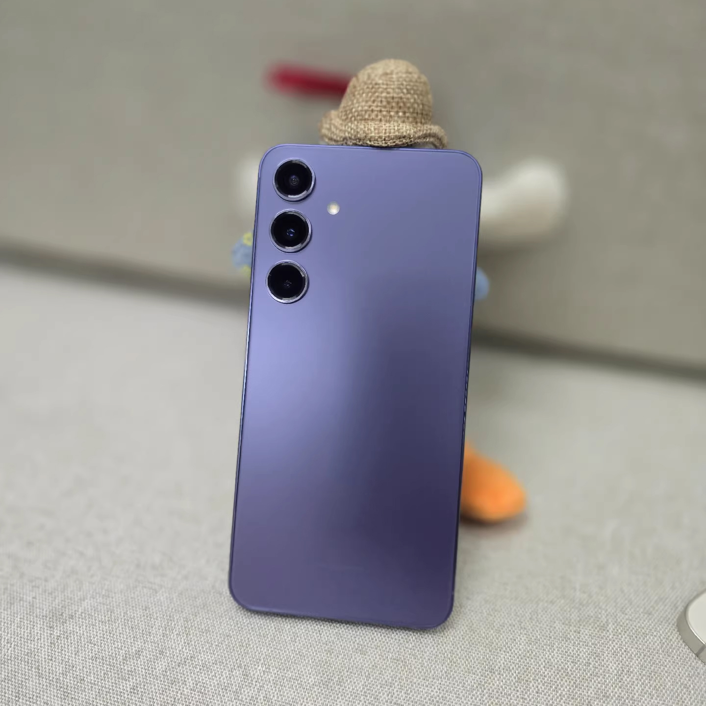Violet cobalt