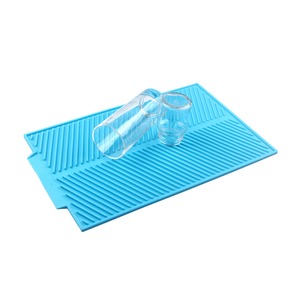 Modern Style Small Size <b>Silicone</b> Dish Drain Mat Eco-Friendly Heat Resistant for Home Kitchen Counter Durable for Restaurants Use - Product Image 6