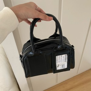 Bolso de Hombro Rosa para Mujer, Bolso Bandolera Tipo Bowling, Bolso Pequeño Moderno, Primavera 2025, para Uso Diario, con Cierre de Cremallera - Product Image 3