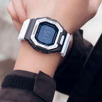 Reloj Deportivo Digital SMAEL 8059 Unisex Cuadrado Luminoso Resistente al Agua 5ATM con Alarma y Cronómetro