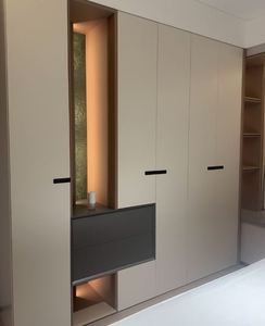 Garde-robe moderne en bois solide pour l'utilisation à la maison de villa d'appartement de salon d'hôtel de chambre à coucher - Product Image 2