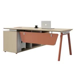 Yönetici sorumlu masa çalışma masası Nordic basit patron ofis masası koltuğu kombinasyon ofis mobilyaları sınıfta