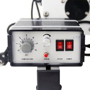 LT-SL130D मूल्य संदर्भ अर्ध-ऑटो राउंड बोतल लेबलिंग मशीन फ्लैट और प्लास्टिक बोतल स्टिकर लेबल मशीन - Product Image 6