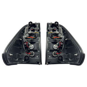 ไฟท้าย LED Toyota Hilux Revo ปี 2015-2021 สีดำ พร้อมไฟ DRL สำหรับติดตั้งเพิ่มเติม - Product Image 4