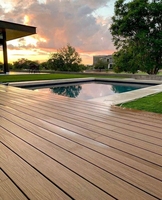 Planches de terrasse en composite à revêtement imperméable antidérapant pour jardin, patio et terrasse