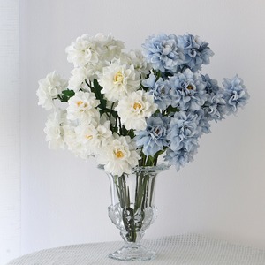 Flores Artificiales de Camelia de Fábrica, Arreglo Floral de Seda de 60 cm para Decoración de Interiores de Bodas - Product Image 1
