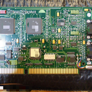 หมายเลขบัตรประชาชน121A IK 290 155-01 SN: 11276651ต้นฉบับใหม่สต็อกอุตสาหกรรมอัตโนมัติ Pac โปรแกรม PLC เฉพาะ - Product Image 1