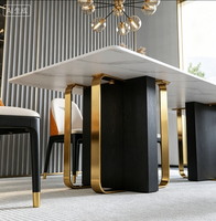 Juego de Mesa de Comedor de Mármol Blanco Italiano de Lujo Ligero con Vetas de Roca, Personalizable con Marco Metálico Dorado Opcional en Dos Colores