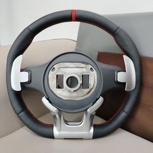 Volante Deportivo de Lujo de 3 Radios en Cuero Negro Perforado con Costuras Rojas para <span class=keywords><strong>Mercedes</strong></span> CLA Clase C Clase E GLC - Product Image 1