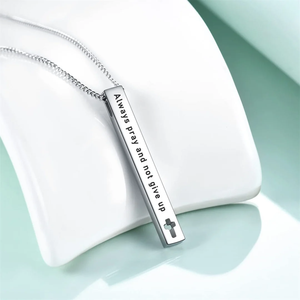 Collar con Barra Vertical Grabada Personalizada, Acero Inoxidable 316L, Versículo Bíblico Personalizado, Cruz, Regalo Inspirador de Fe Cristiana - Product Image 1