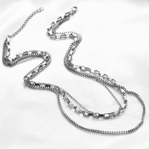 Collier à trois couches doré en alliage de zinc, chaîne géométrique, pour usage quotidien, chaîne de clavicule pour femme, style simple et élégant - Product Image 3